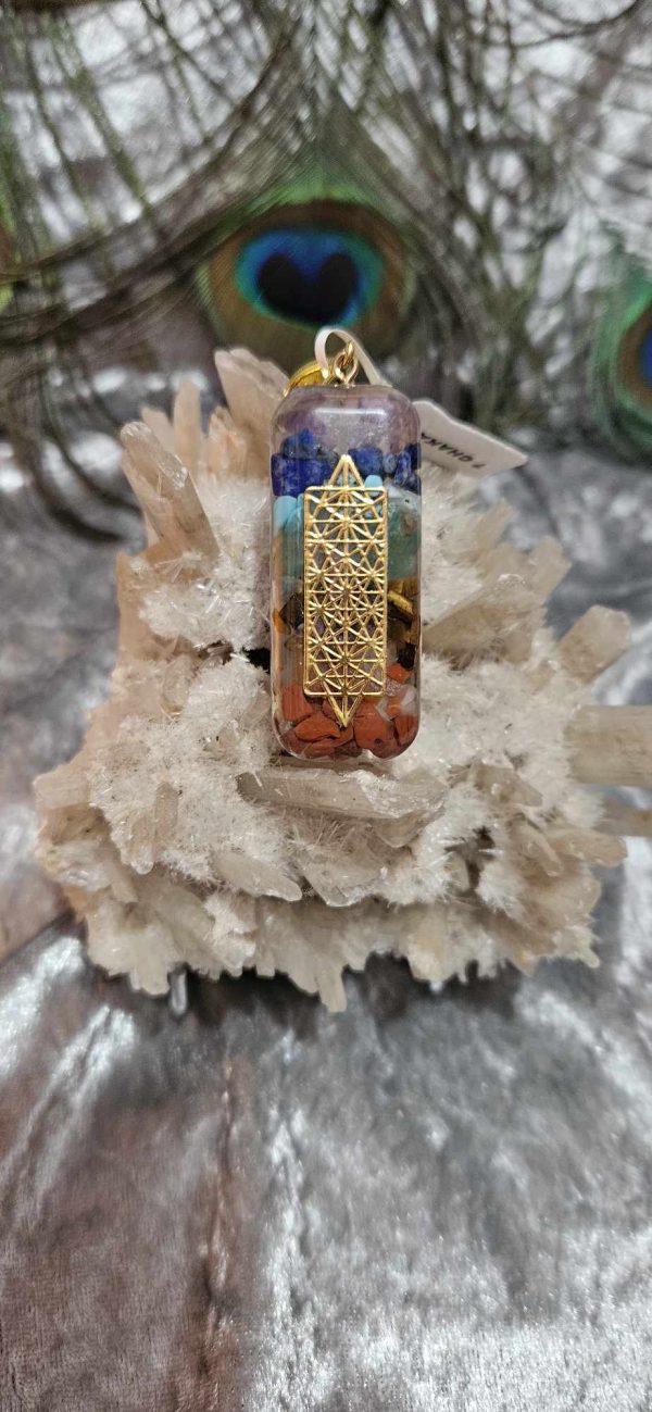 Pendentif 7 chakras monture or